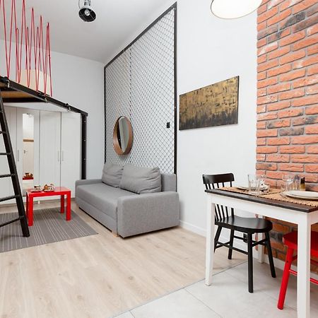 Downtown Studio Apartment Poznanska By Renters Varşova Dış mekan fotoğraf