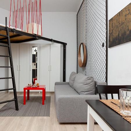 Downtown Studio Apartment Poznanska By Renters Varşova Dış mekan fotoğraf