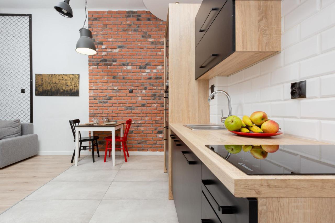 Downtown Studio Apartment Poznanska By Renters Varşova Dış mekan fotoğraf